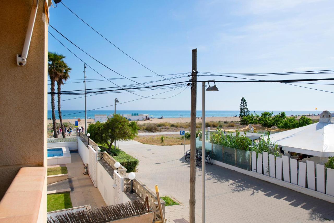 Apartamentos Marplana Castelldefels Bagian luar foto