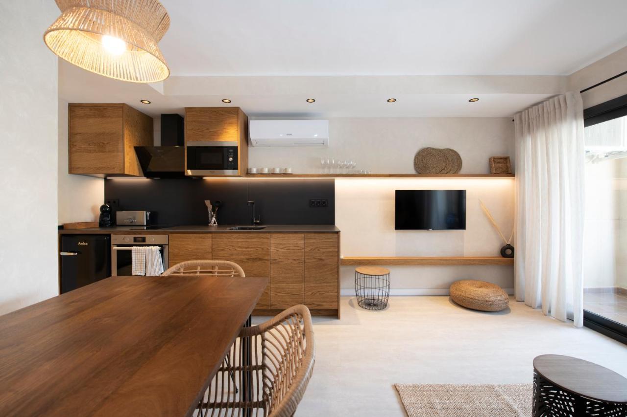 Apartamentos Marplana Castelldefels Bagian luar foto